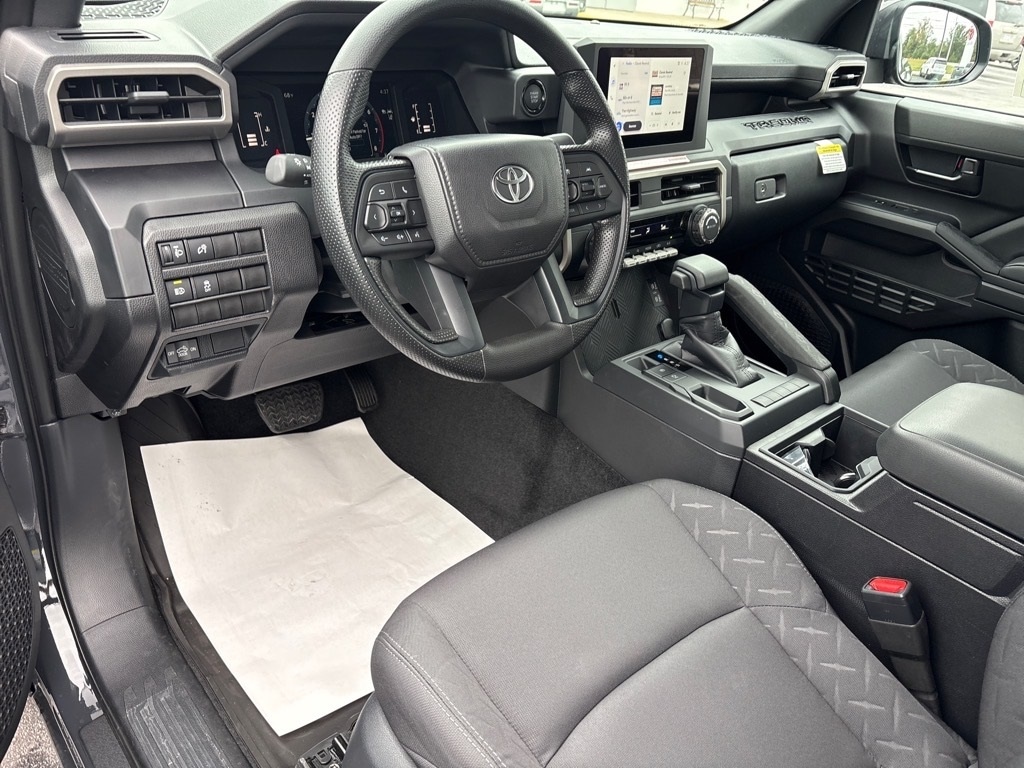 Used 2025 Toyota Tacoma SR Truck XtraCab