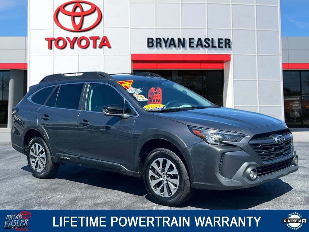 2024 Subaru Outback Premium's photo