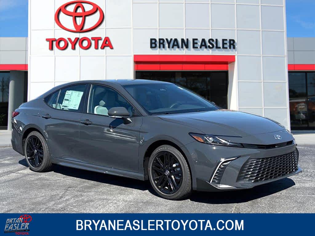 New 2026 Toyota Camry SE Sedan