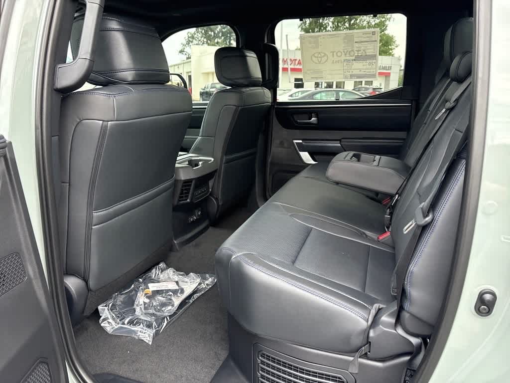 2025 Toyota Tundra Platinum - Photo 8
