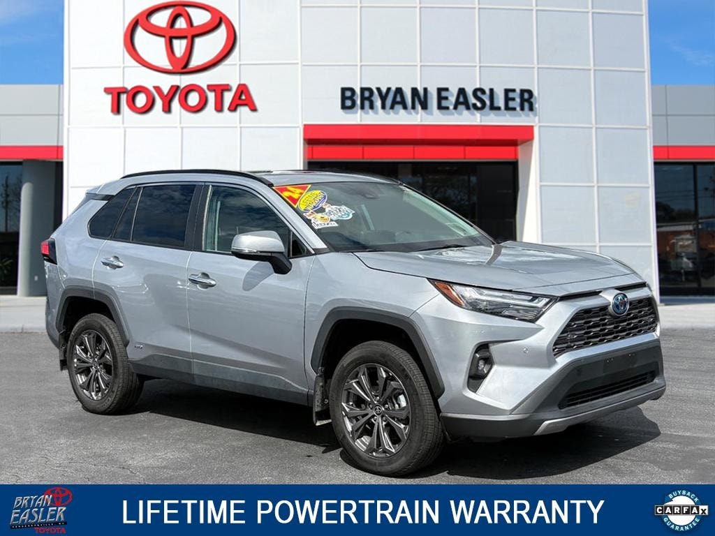 2024 Toyota RAV4 Limited's photo