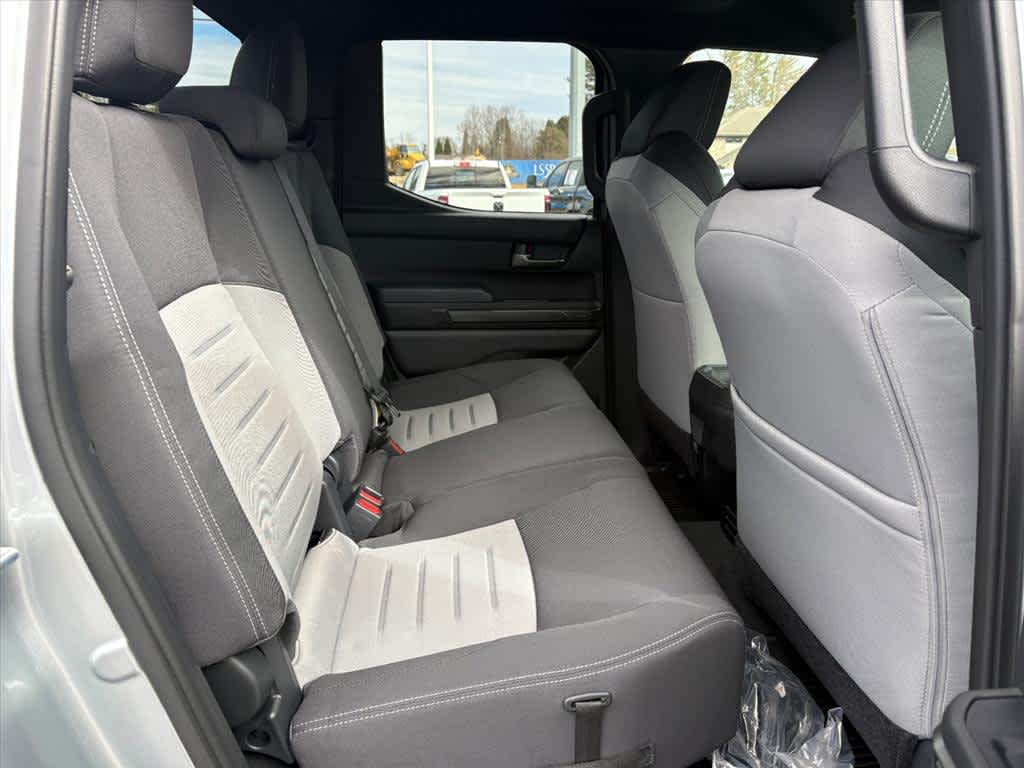 2025 Toyota Tacoma TRD Sport - Photo 8