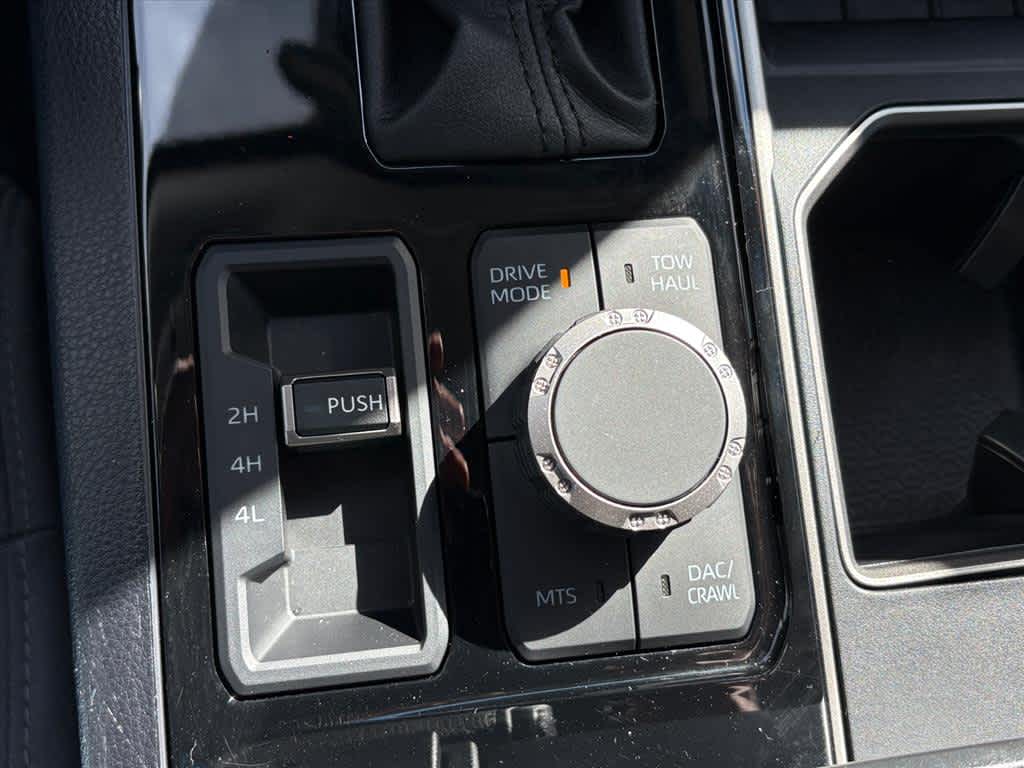 2024 Toyota Tundra SR5 - Photo 18