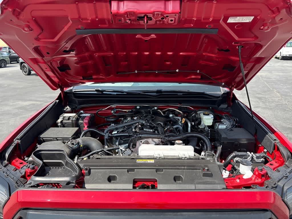 2025 Toyota Tacoma SR5 - Photo 31