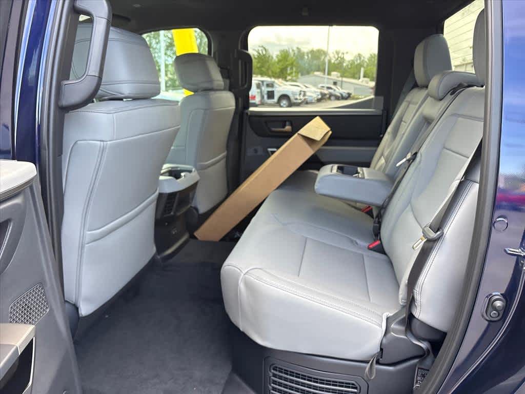 2026 Toyota Tundra Limited - Photo 8
