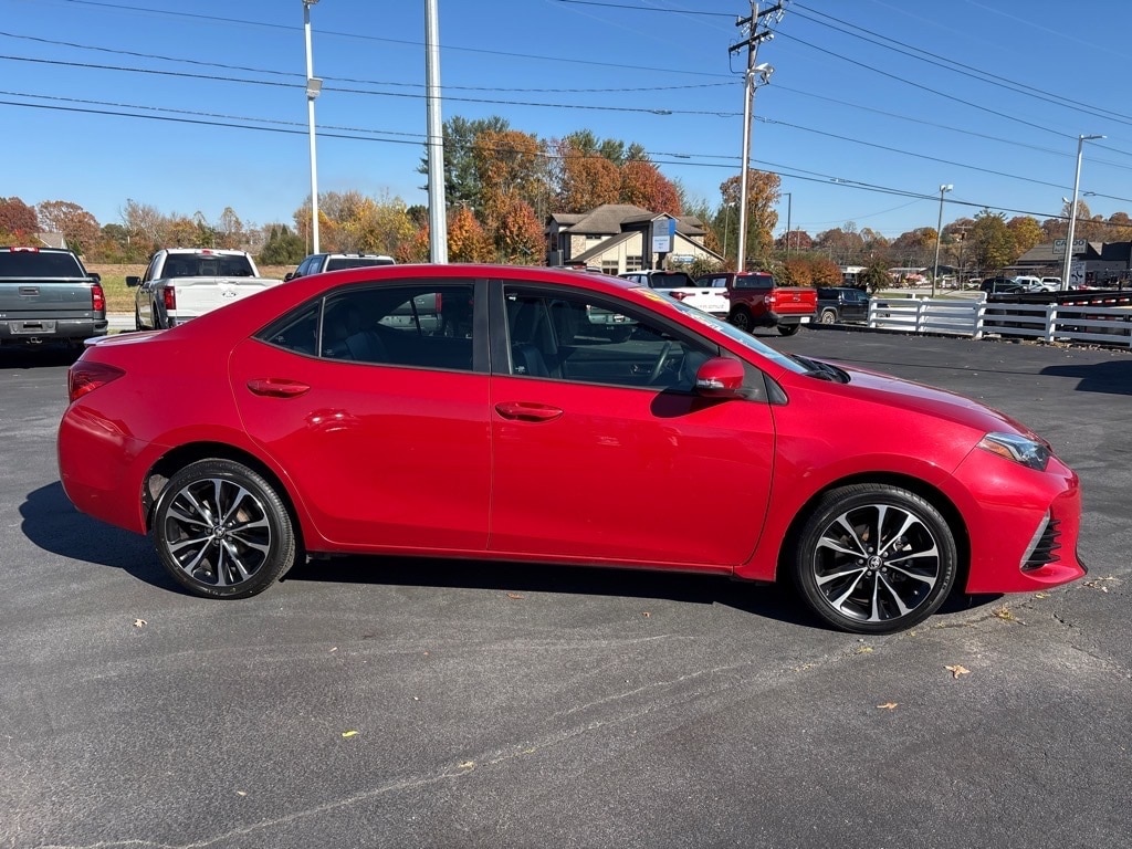Used 2018 Toyota Corolla SE with VIN 2T1BURHE6JC004076 for sale in Hendersonville, NC
