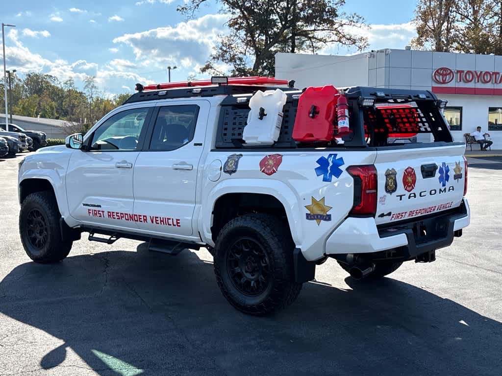 2025 Toyota Tacoma SR5 - Photo 26
