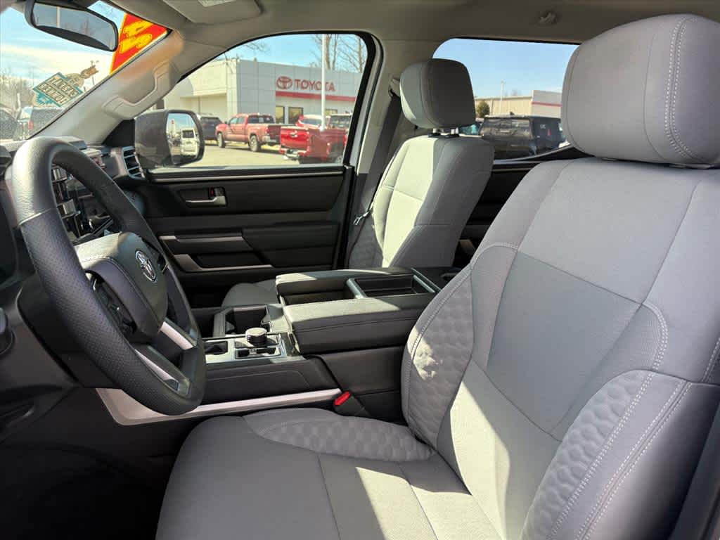 2024 Toyota Tundra SR5 - Photo 24