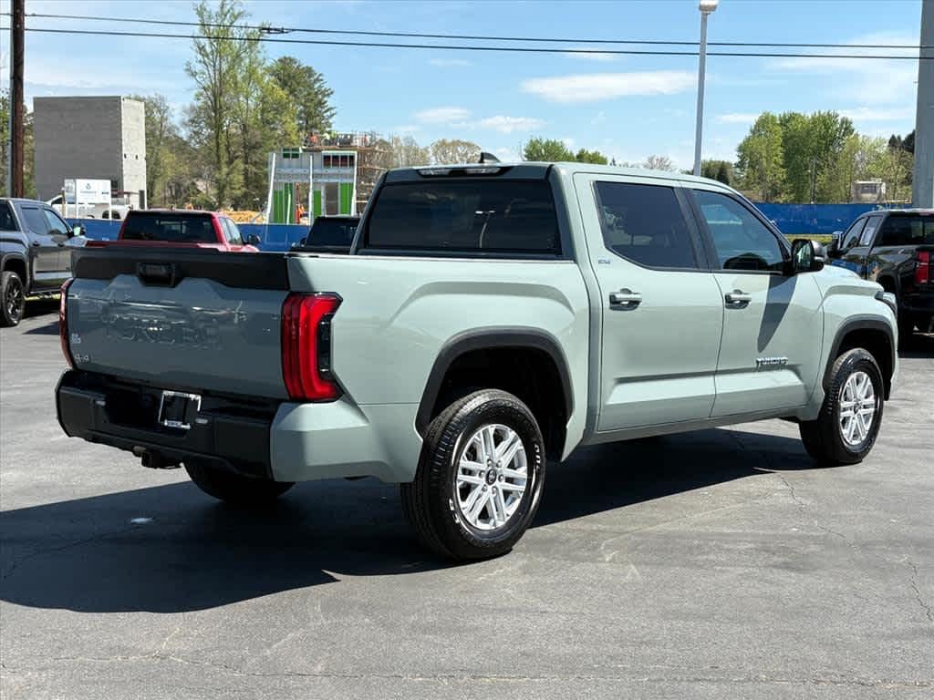 Used 2025 Toyota Tundra SR5 Crewmax 5.5 Bed (SE) CrewMax 5.5 Bed (SE)