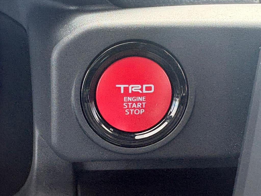 2025 Toyota Tacoma TRD Sport - Photo 18
