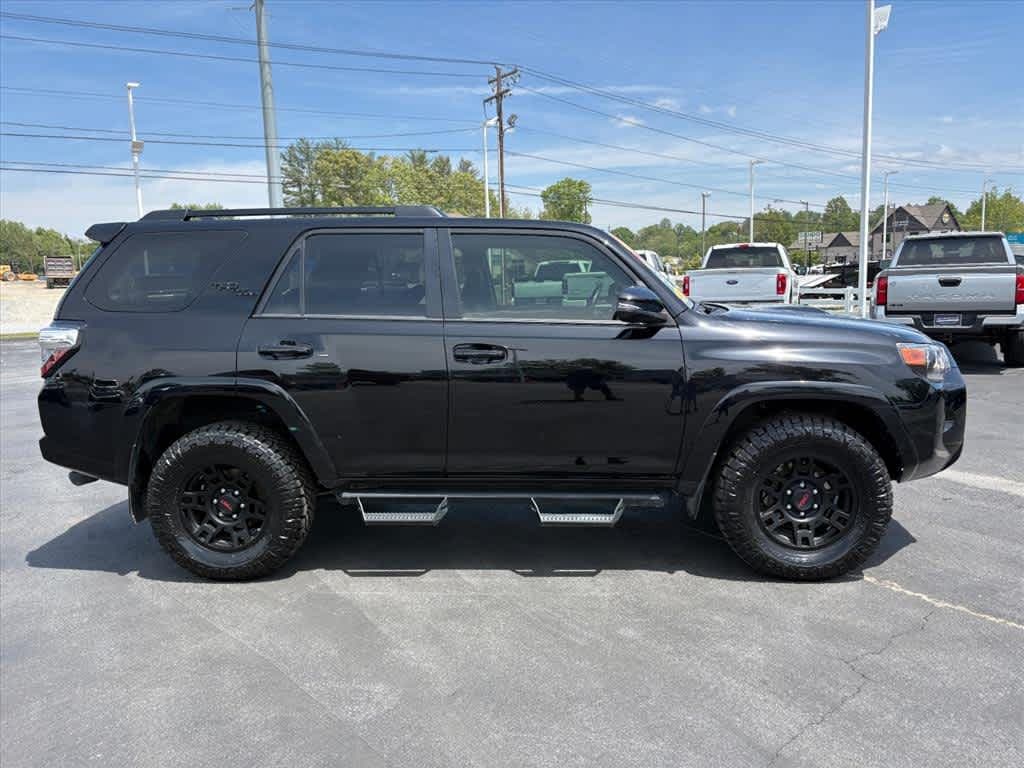 Used 2024 Toyota 4Runner TRD Off Road 4WD (SE)