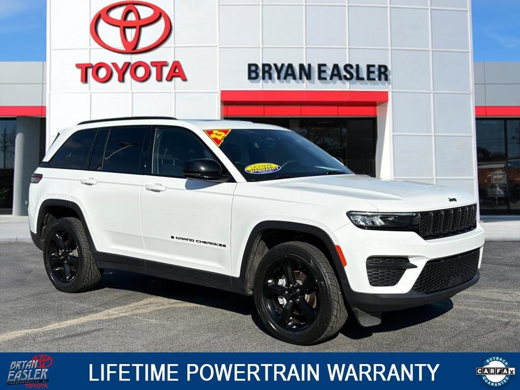 2023 Jeep Grand Cherokee Altitude's photo