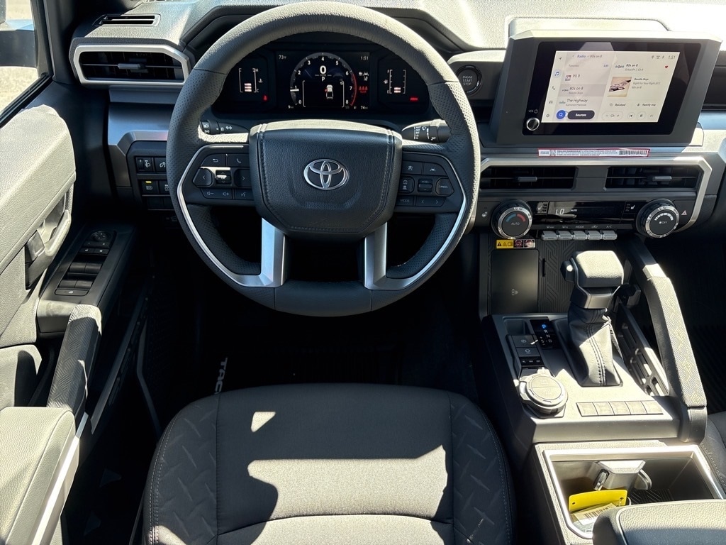 New 2025 Toyota Tacoma SR5 Truck