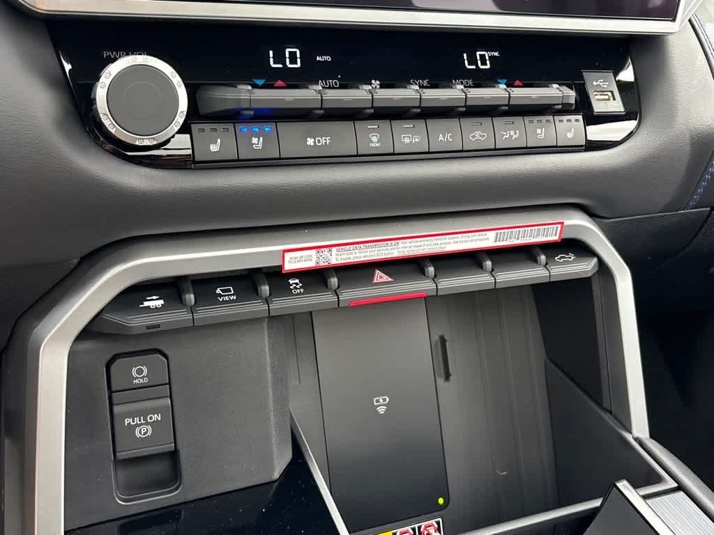 2025 Toyota Tundra Platinum - Photo 14