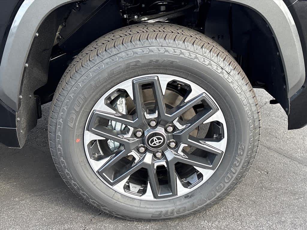 2026 Toyota Tundra Limited - Photo 32