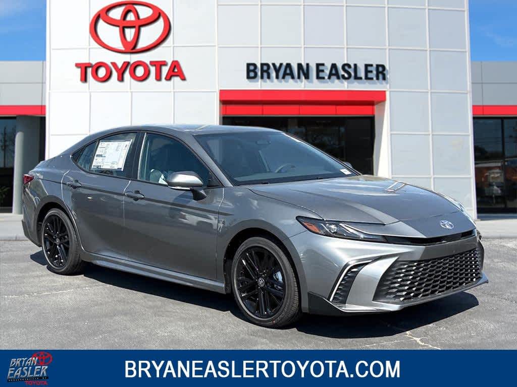 Used 2026 Toyota Camry SE Sedan
