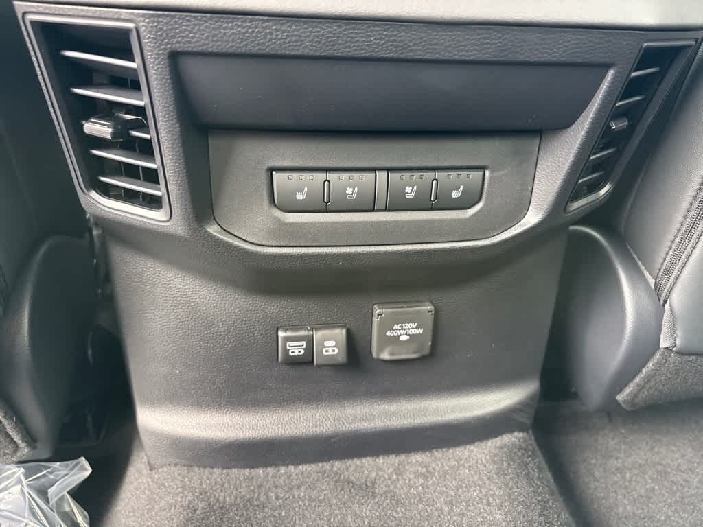 2025 Toyota Tundra Platinum - Photo 9