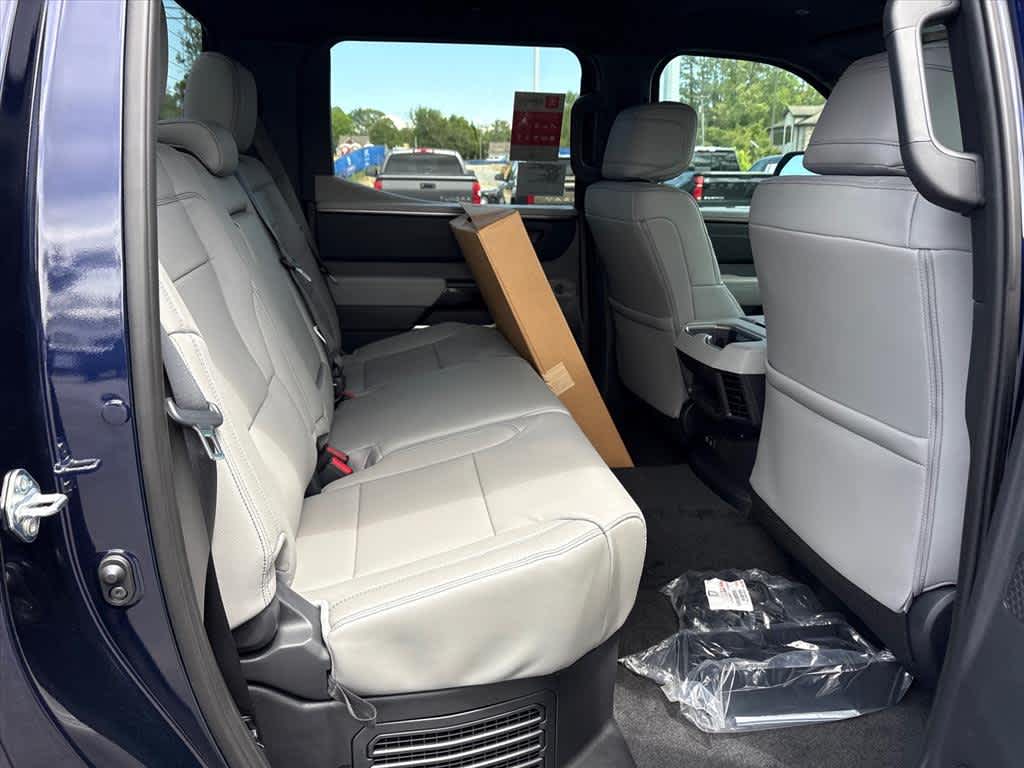 2026 Toyota Tundra Limited - Photo 7