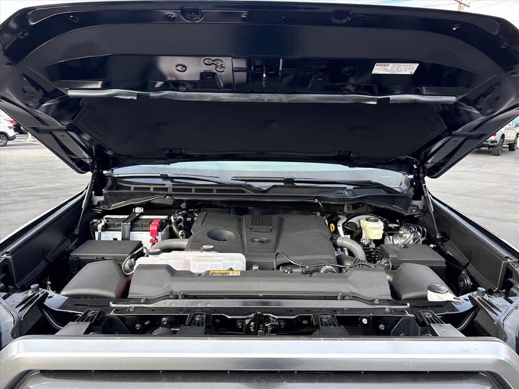 2026 Toyota Tundra Limited - Photo 31