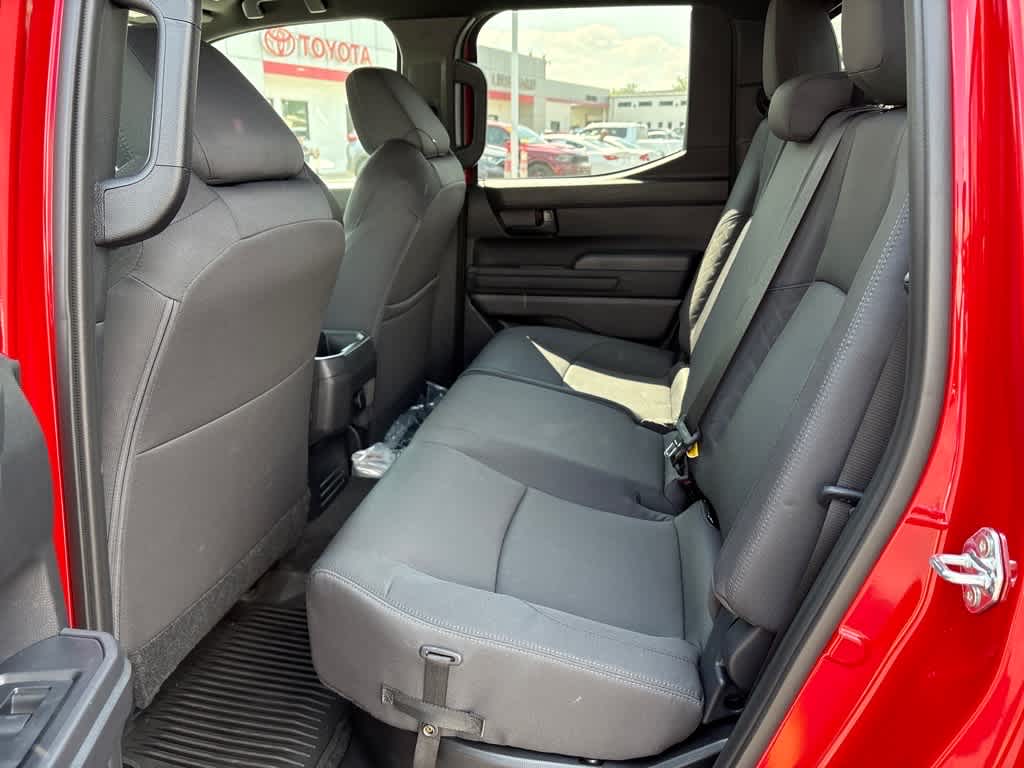 2025 Toyota Tacoma SR5 - Photo 8