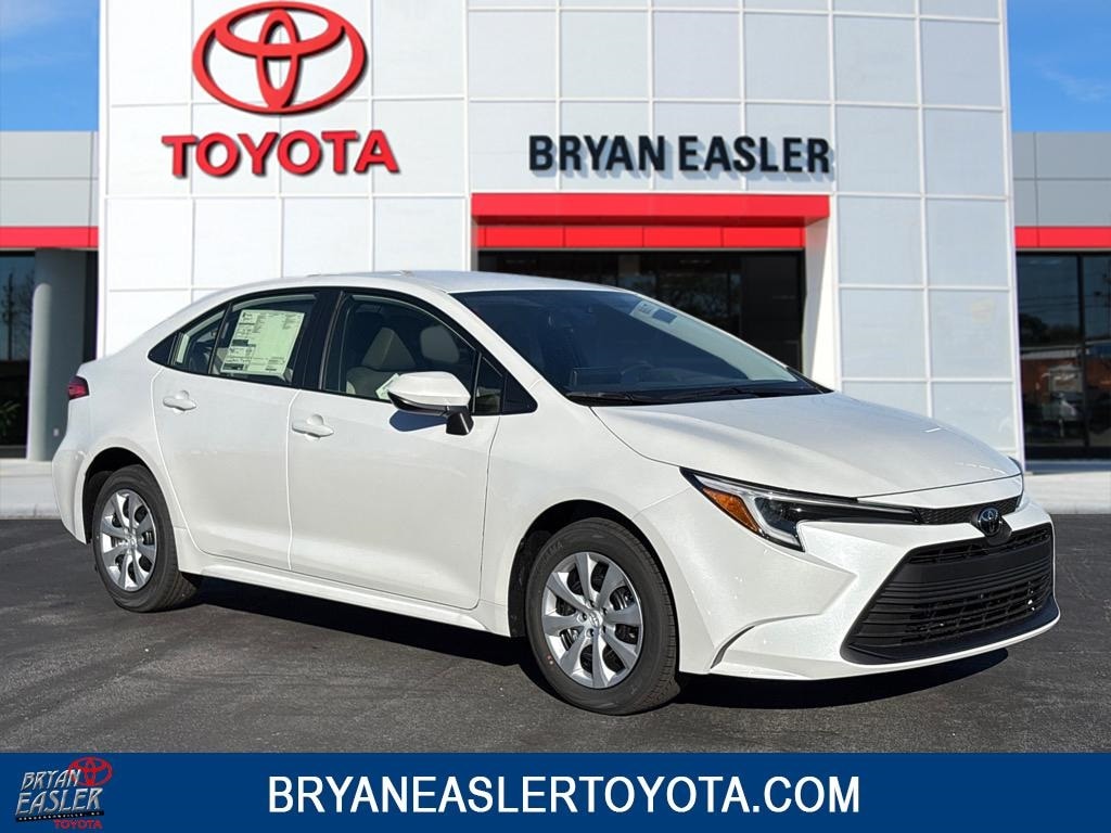2026 Toyota Corolla LE's photo