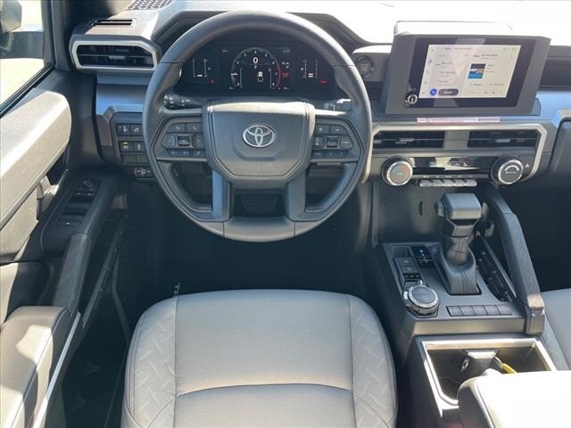 2025 Toyota Tacoma SR5 photo 4
