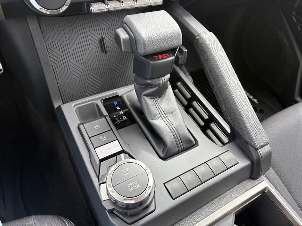 2025 Toyota Tacoma TRD Sport - Photo 17