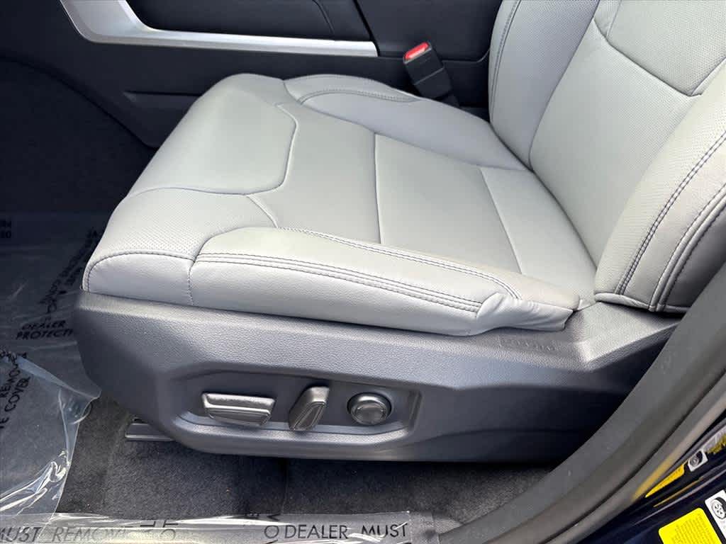 2026 Toyota Tundra Limited - Photo 22