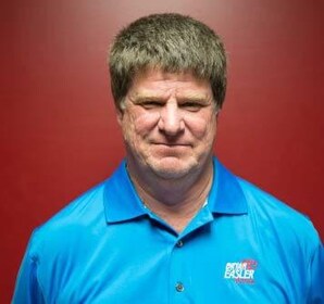 Staff member Frank Jarvis from ID_326a3cde76c3