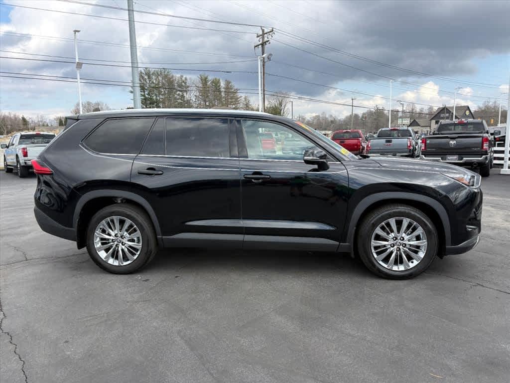 Used 2024 Toyota Grand Highlander Platinum