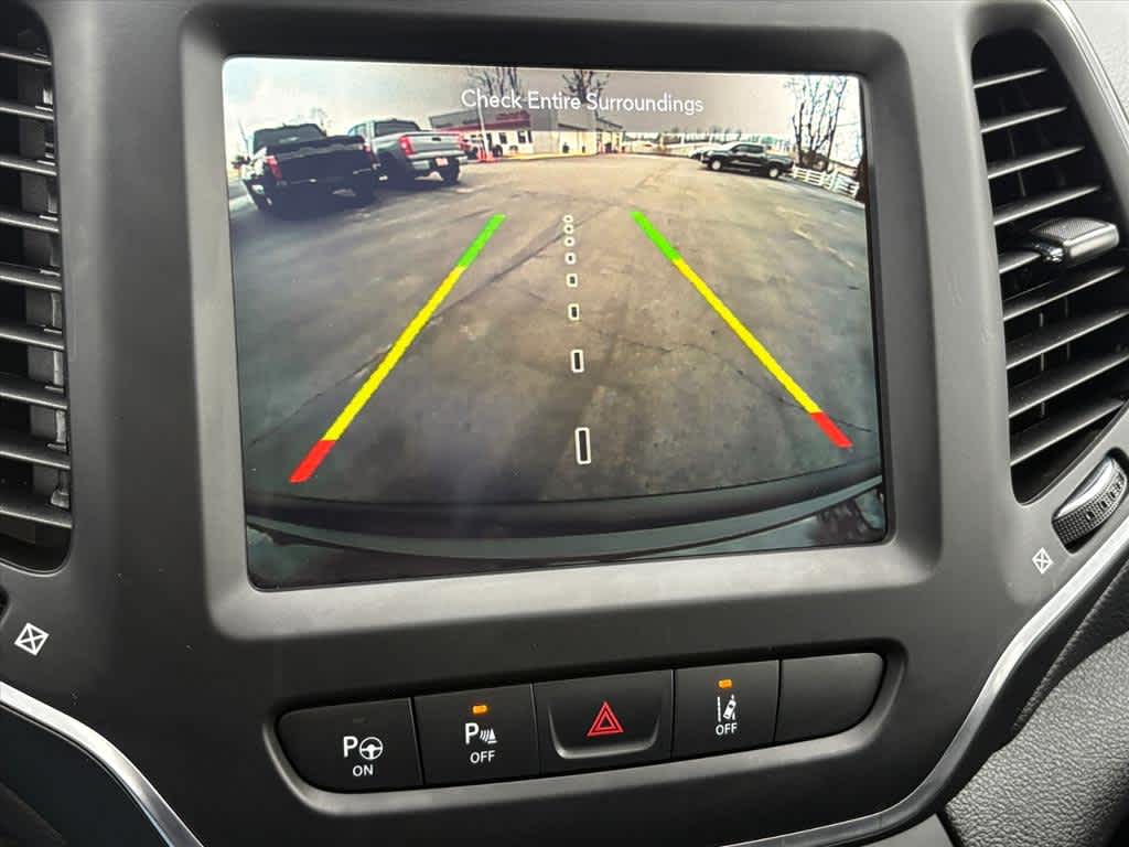 2023 Jeep Cherokee Altitude Lux - Photo 15