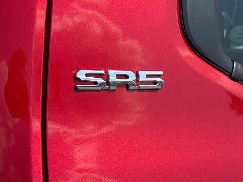 2025 Toyota Tacoma SR5 - Photo 30
