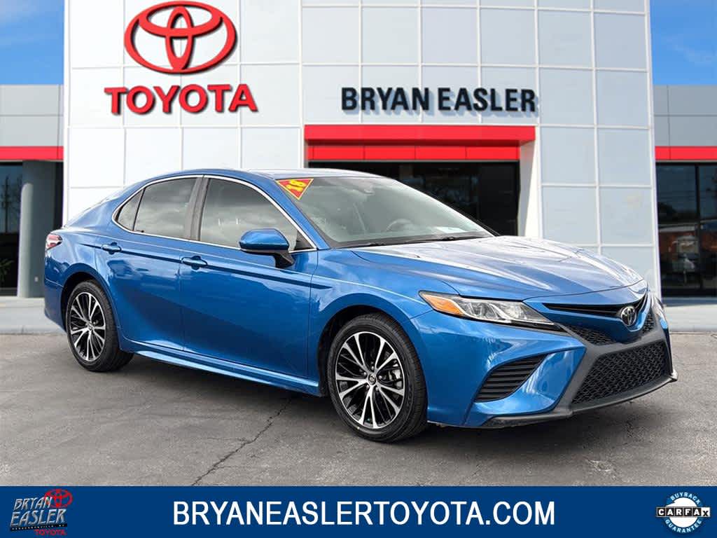 2018 Toyota Camry SE