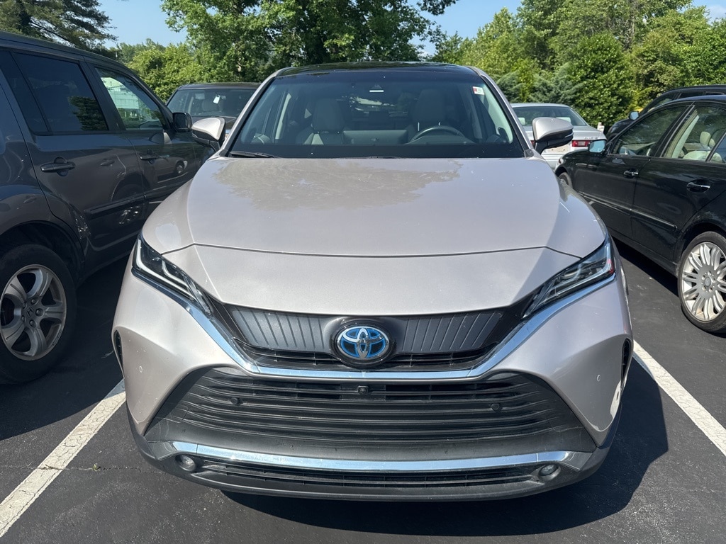 Used 2024 Toyota Venza Limited with VIN JTEAAAAH5RJ154895 for sale in Hendersonville, NC