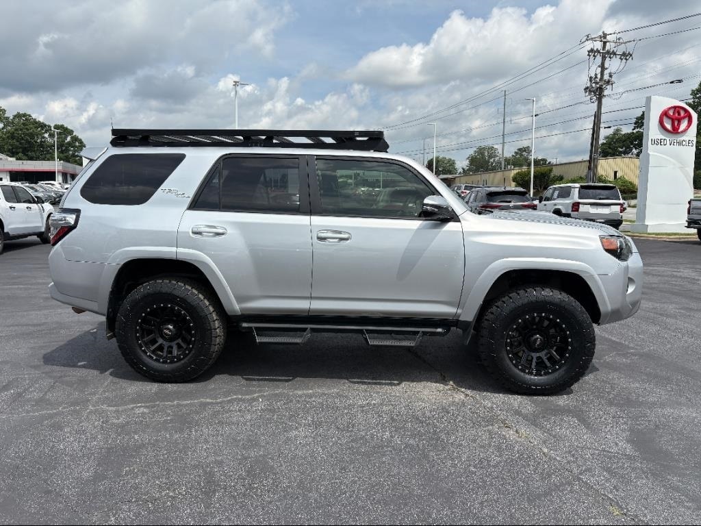 Used 2018 Toyota 4Runner Off-Road Premium with VIN JTEBU5JR6J5583522 for sale in Hendersonville, NC