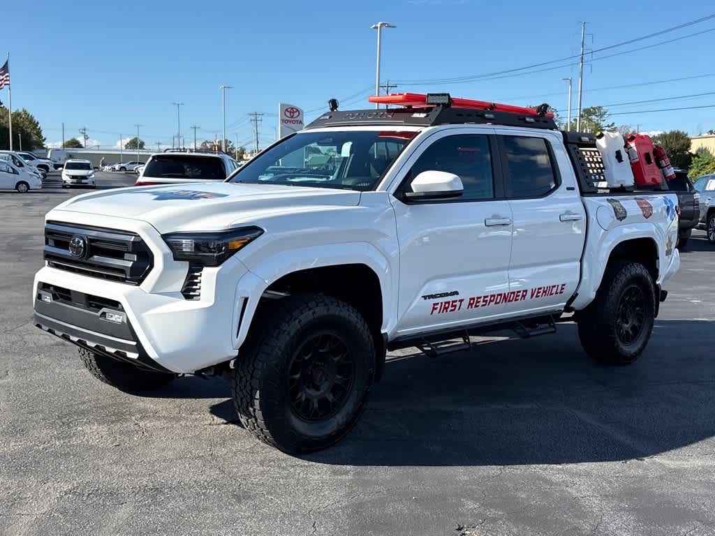 2025 Toyota Tacoma SR5 - Photo 24