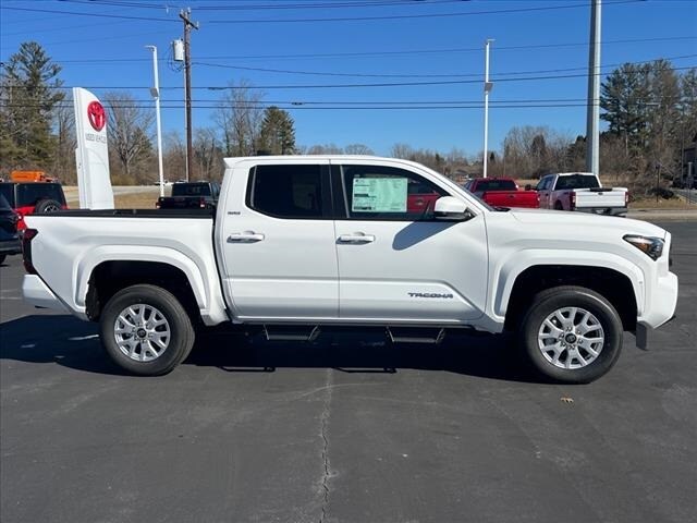 2025 Toyota Tacoma SR5 photo 2