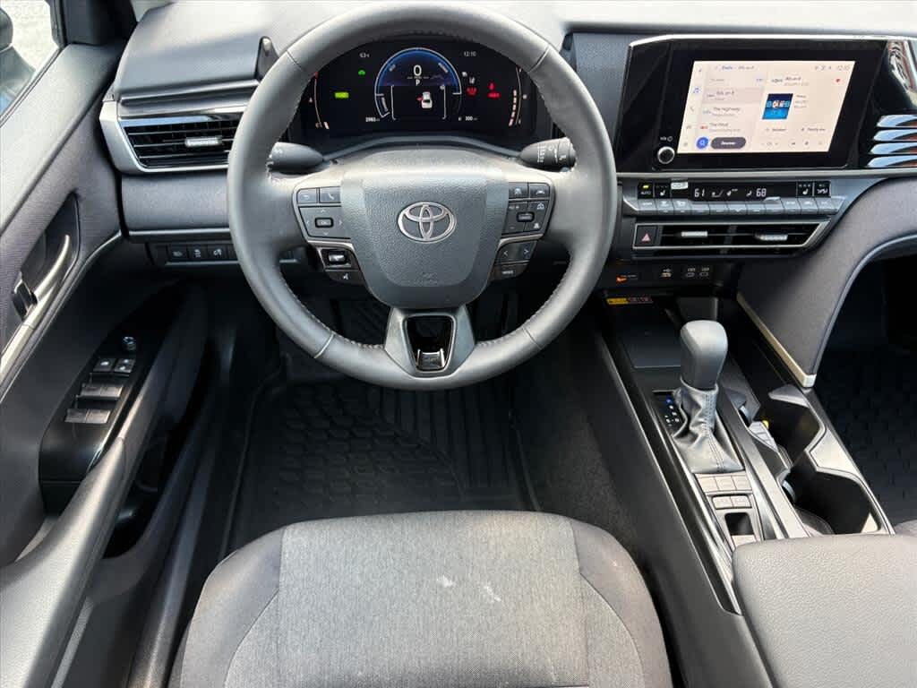 Used 2026 Toyota Camry LE AWD (Natl)