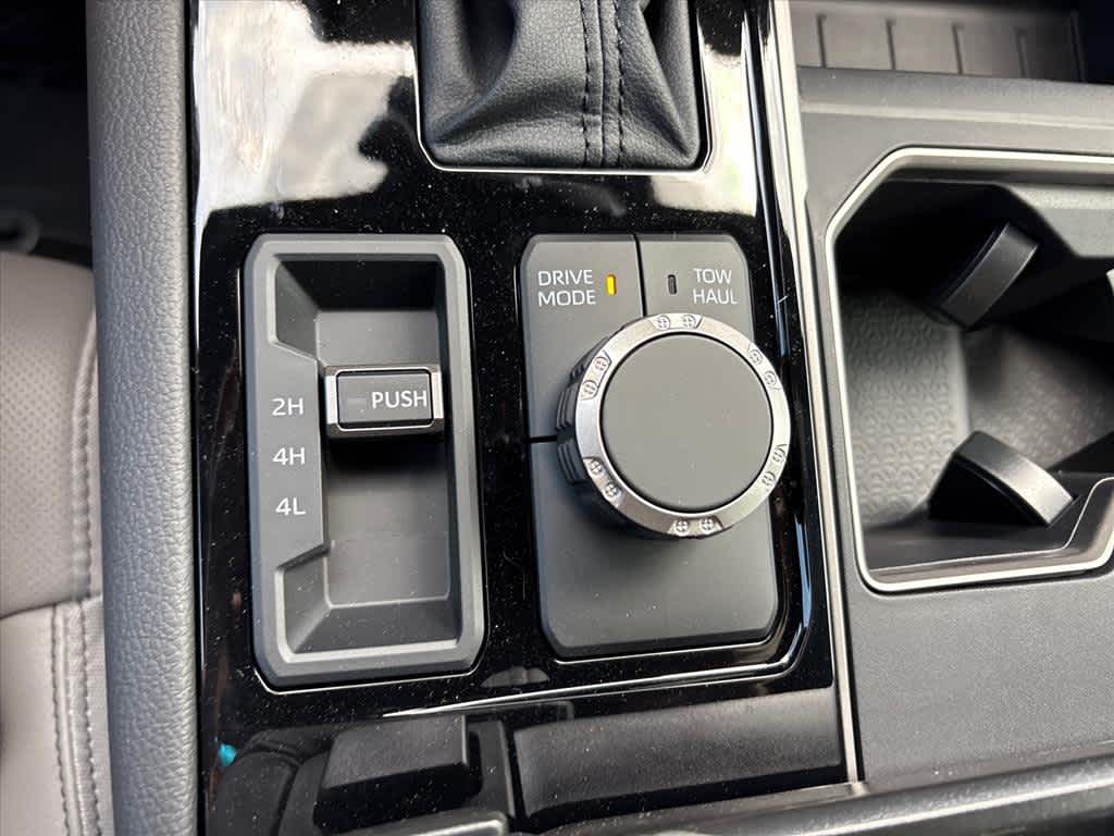 2026 Toyota Tundra Limited - Photo 18