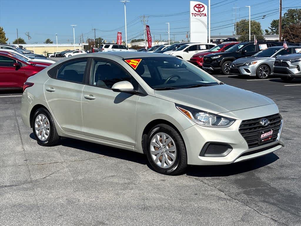 Used 2018 Hyundai Accent SE Sedan Auto