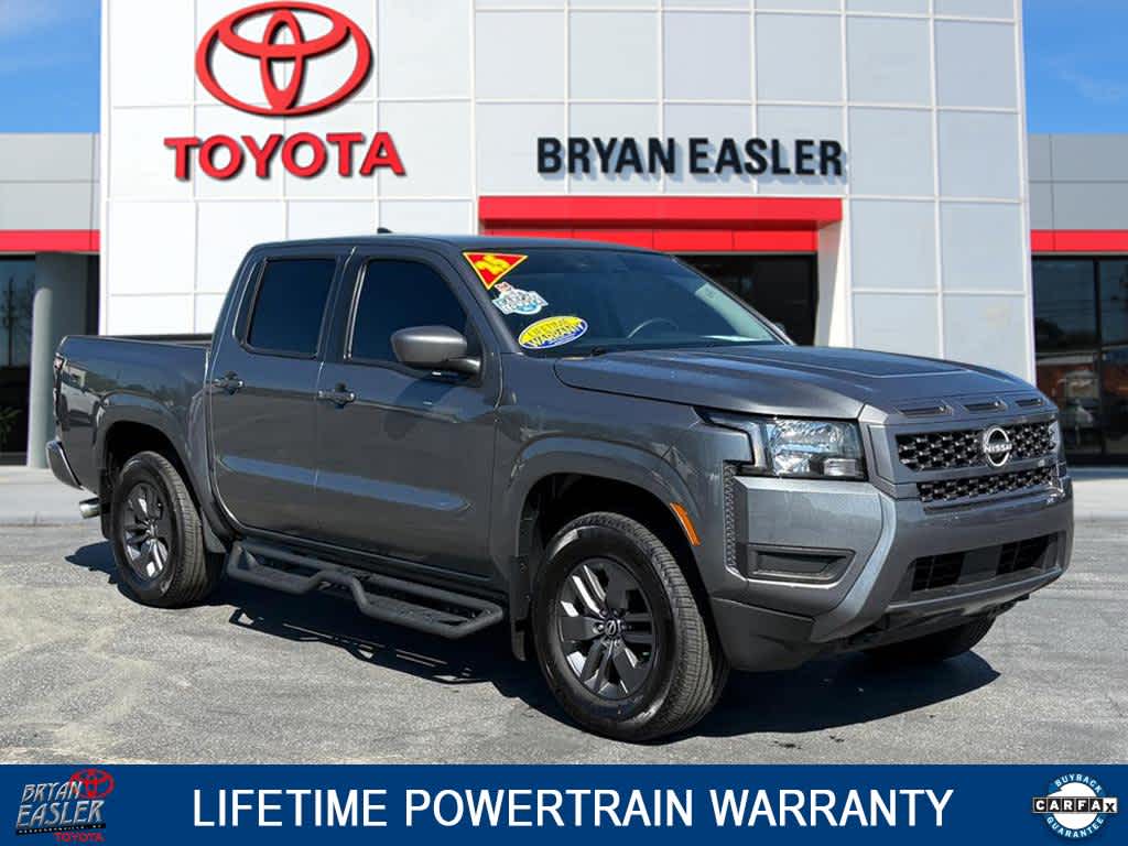 2025 Nissan Frontier SV Crew Cab 4X4 SWB's photo