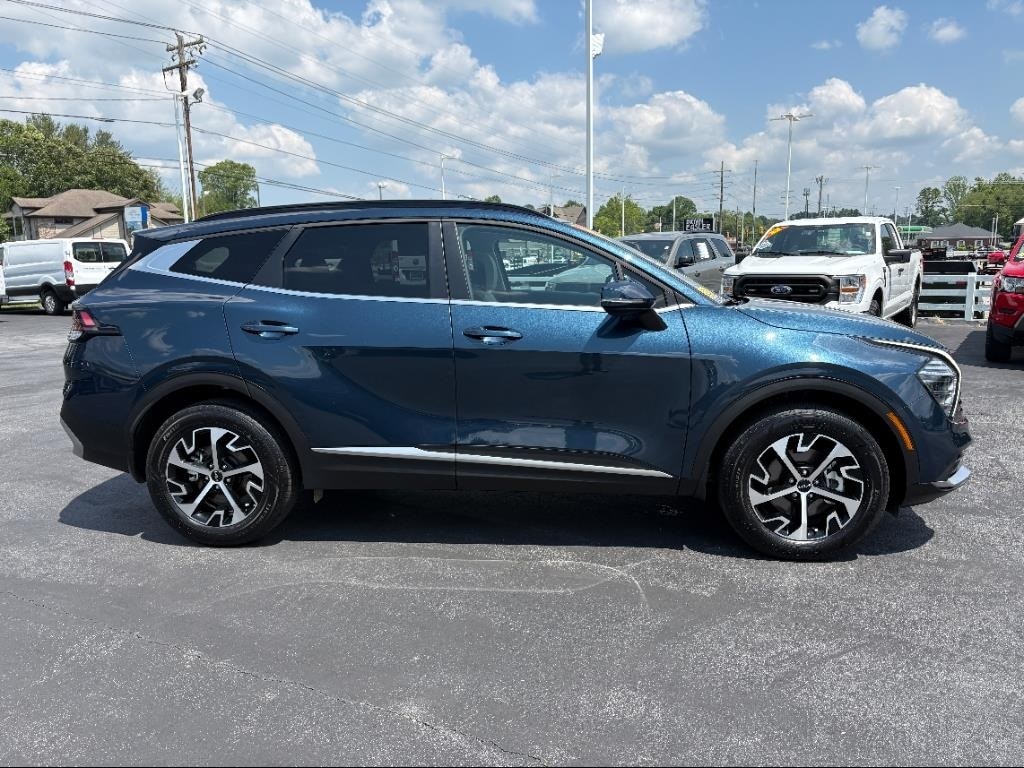 Used 2024 Kia Sportage EX Hybrid with VIN KNDPVCDG6R7142026 for sale in Hendersonville, NC