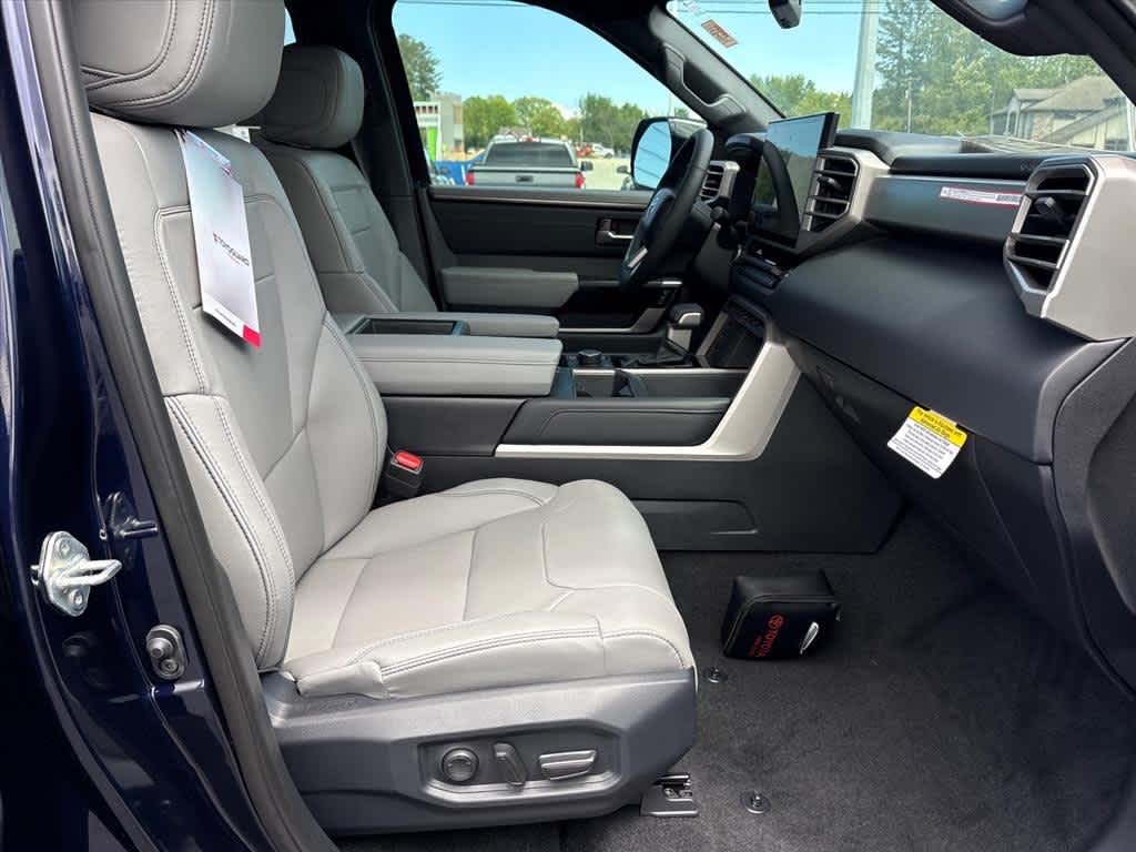 2026 Toyota Tundra Limited - Photo 6