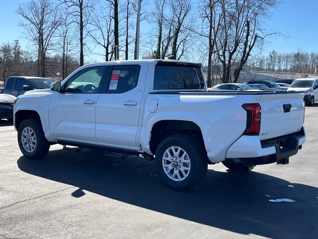 2025 Toyota Tacoma SR5 - Photo 26