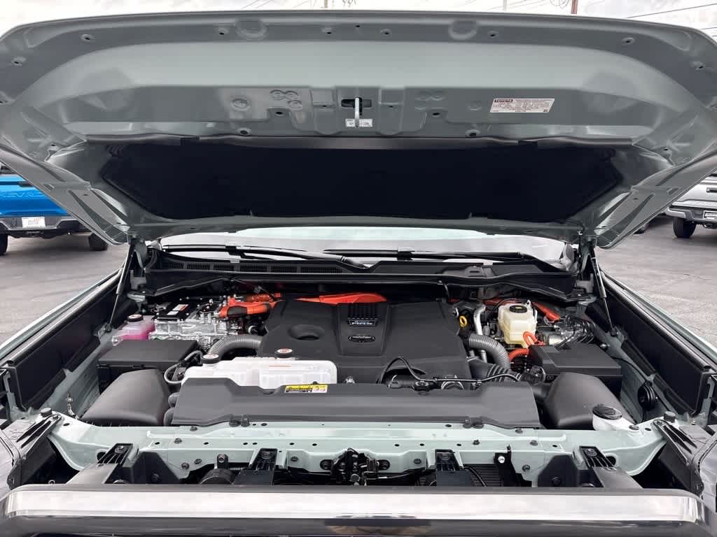 2025 Toyota Tundra Platinum - Photo 31