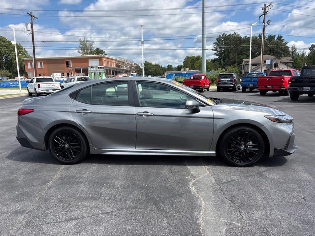 Used 2025 Toyota Camry SE (SE)