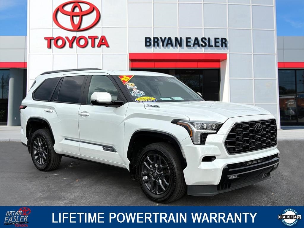 2025 Toyota Sequoia Platinum's photo