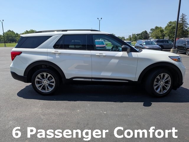 2022 Ford Explorer XLT photo 2