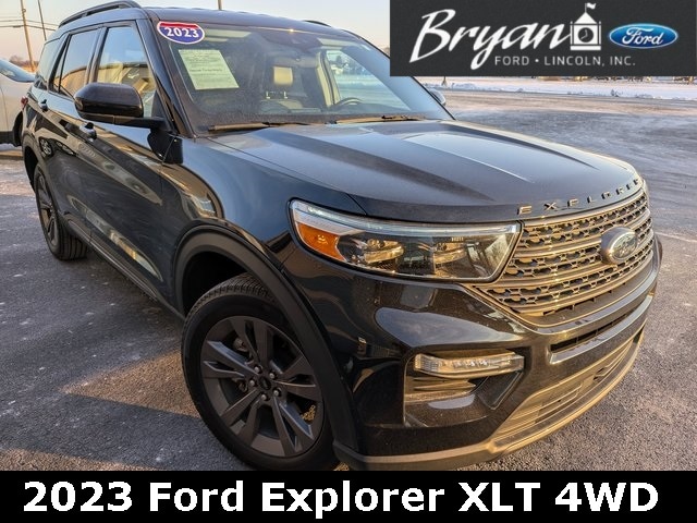 2023 Ford Explorer XLT's photo