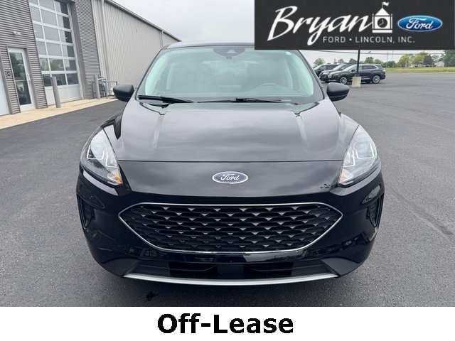 Used 2022 Ford Escape SE with VIN 1FMCU9G61NUB26119 for sale in Bryan, OH